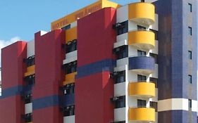 Hotel Piramide Pituba - Rua Pernambuco